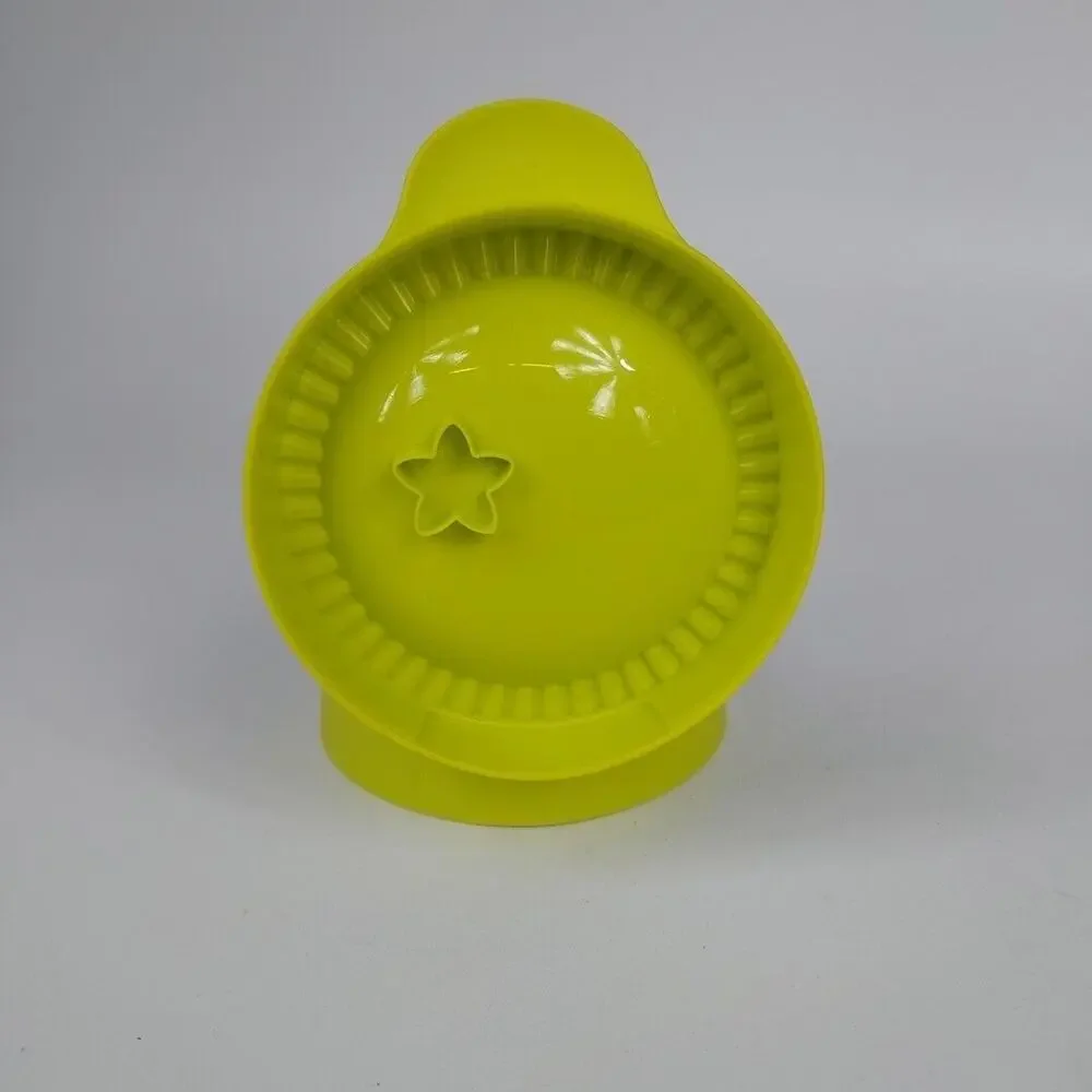 Tupperware Empanada/ pie maker crustless‎